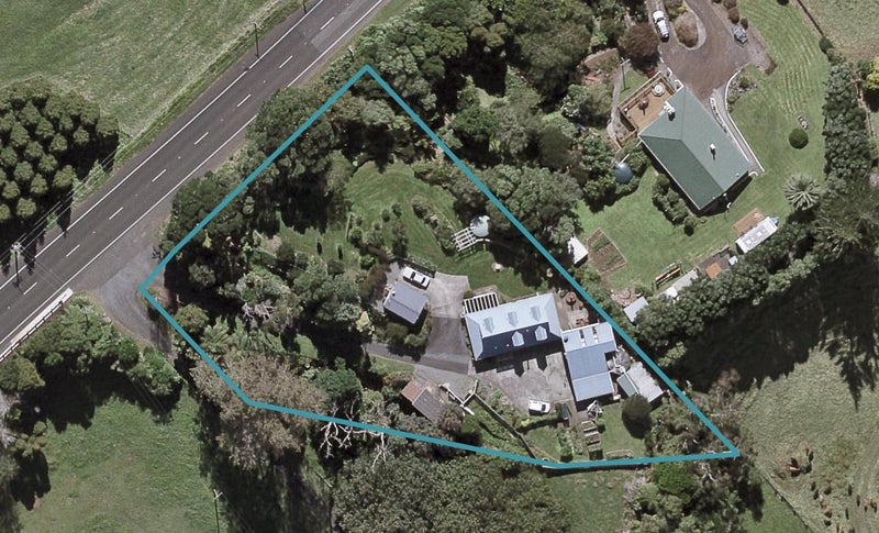 537 South Road, Omata, New Plymouth - Carousel 1