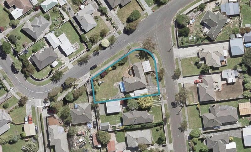5 Davis Crescent, Elderslea, Upper Hutt - Carousel 1