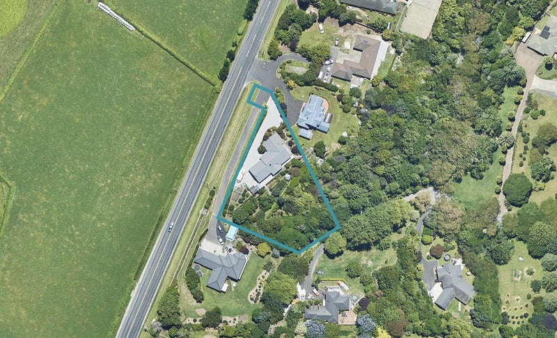 561 Cambridge Road, Tauriko, Tauranga - Carousel 1