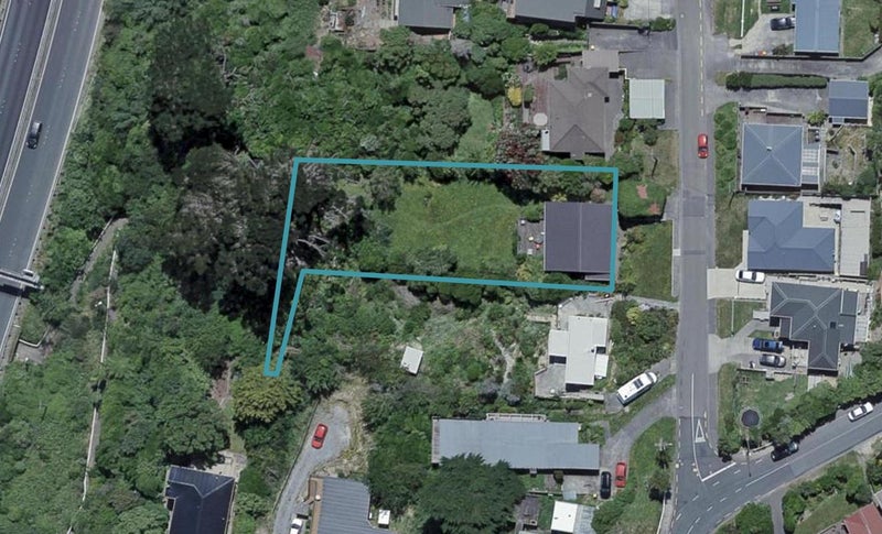 26 Sheridan Terrace, Johnsonville, Wellington - Carousel 1