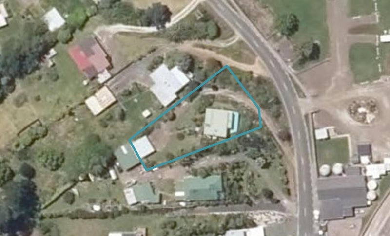 16 Komiti Road, Tinopai - Carousel 1