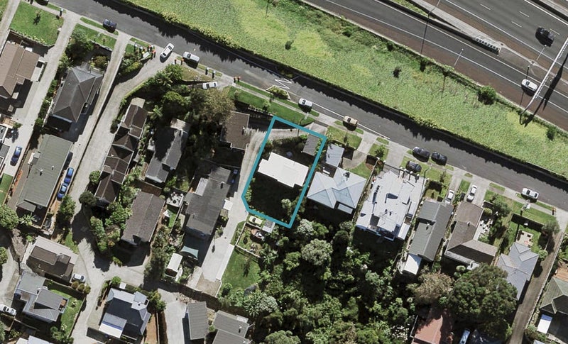 29 Hendry Avenue, Hillsborough, Auckland - Carousel 1