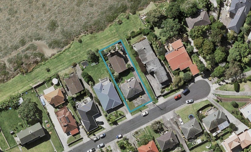 1/101 Beresford Street, Bayswater, Auckland - Carousel 1
