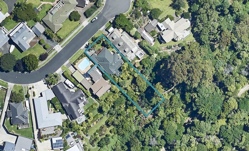 21 Stratford Place, Otumoetai, Tauranga - Carousel 1
