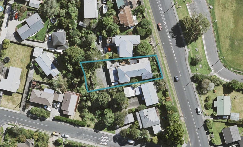 43 Glendale Road, Glen Eden, Auckland - Carousel 1