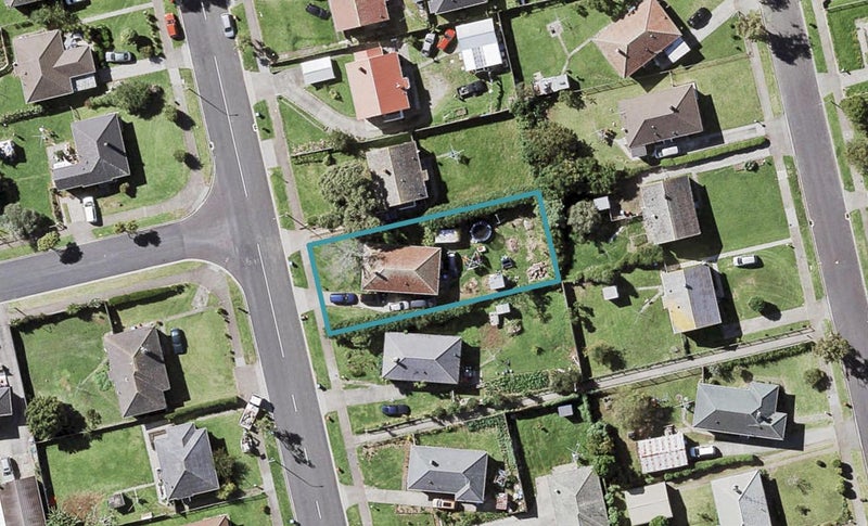 54 Farringdon Street, Glen Innes, Auckland - Carousel 1