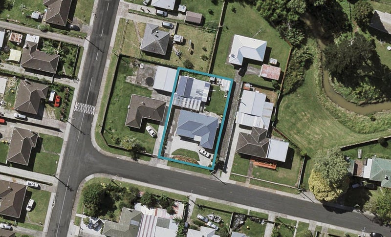 4 Blampied Road, Otara, Auckland - Carousel 1