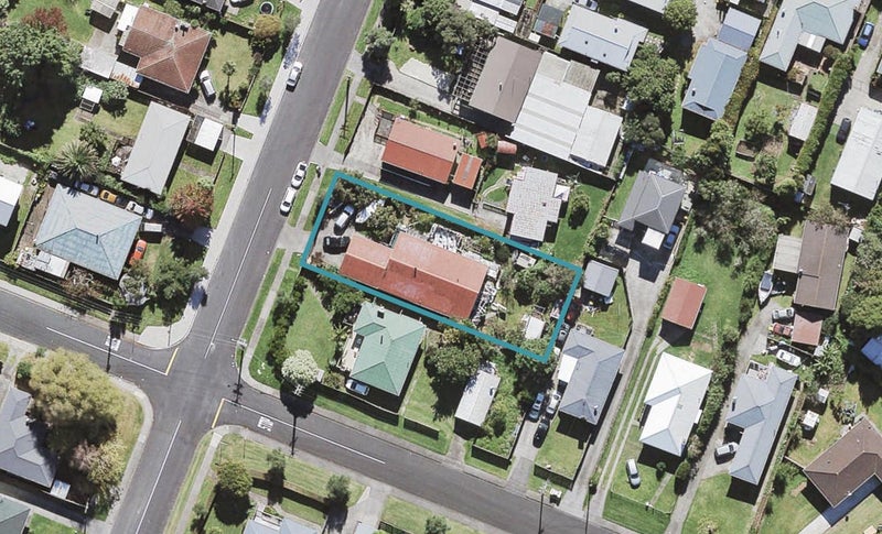 6 Barbary Avenue, Kelston, Auckland - Carousel 1