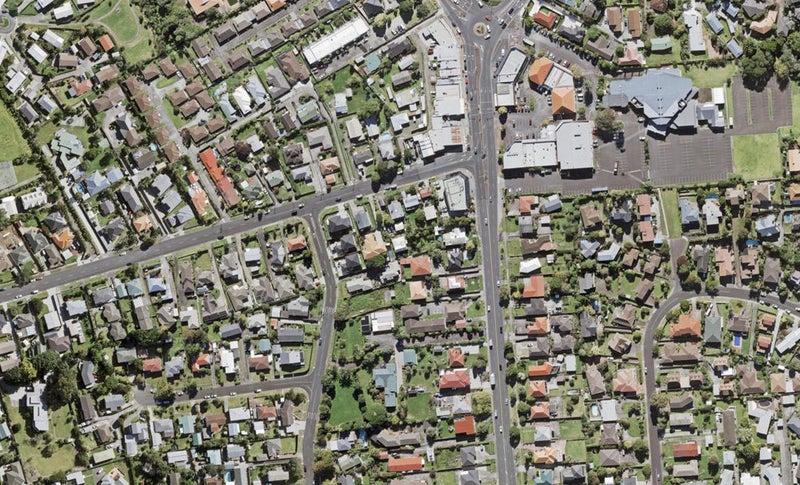 8/55 James Laurie Street, Henderson, Auckland - Carousel 1