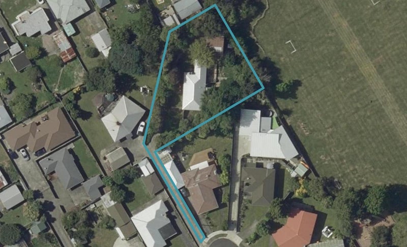 10 Duna Place, Takaro, Palmerston North - Carousel 1