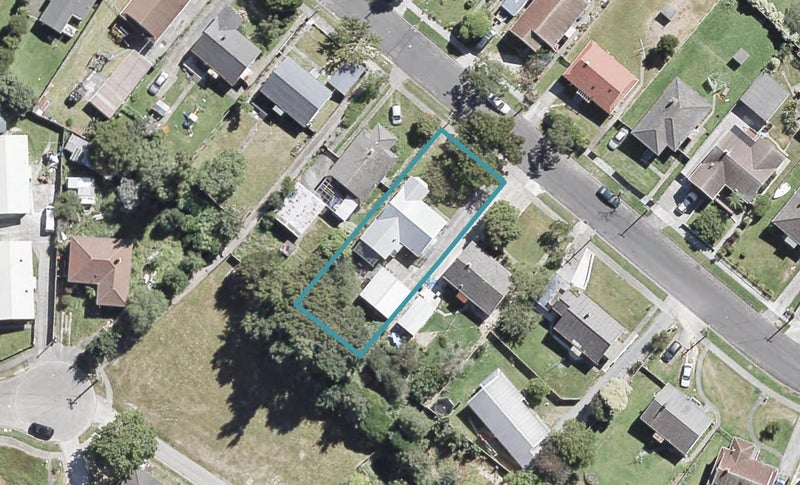 75 Wilkie Crescent, Naenae, Lower Hutt - Carousel 1