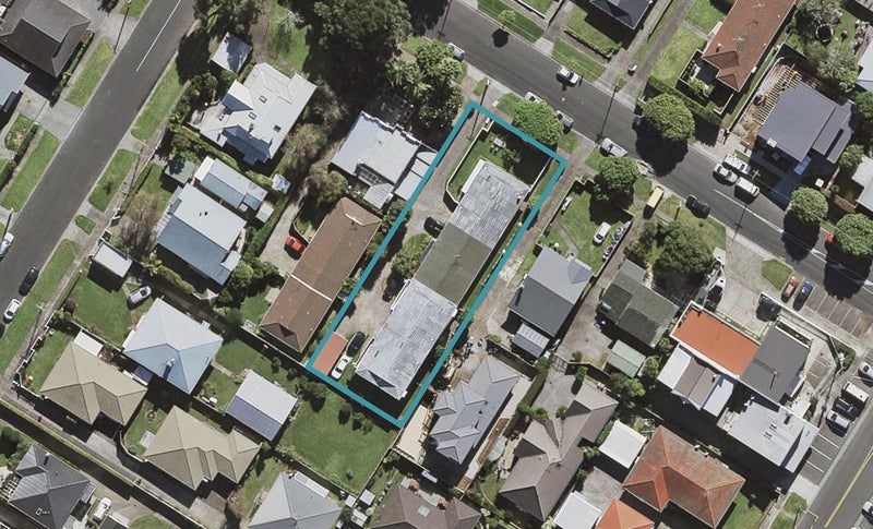 1/84 Rawhiti Road, Onehunga, Auckland - Carousel 1