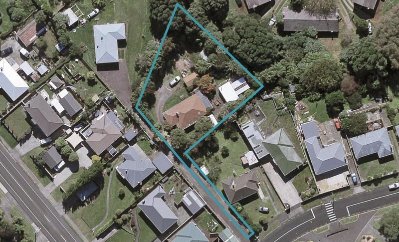 1B Endeavour Street, Marfell, New Plymouth - Carousel 1