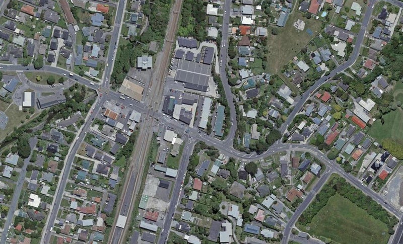 1/21 Collins Avenue, Tawa, Wellington - Carousel 1