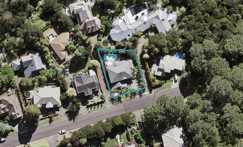 136 Onetaunga Road, Chatswood, Auckland - Carousel 1
