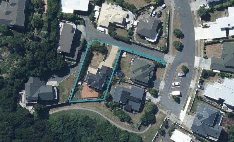 36 Pendennis Point, Camborne, Porirua - Carousel 1