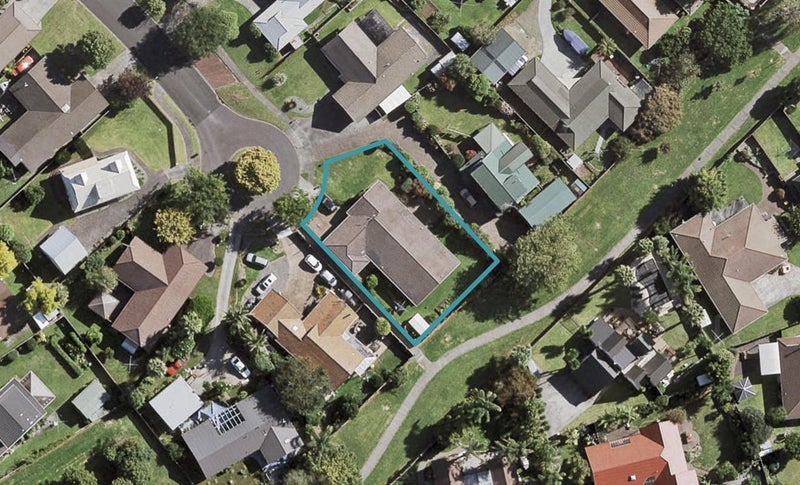 20 Peridot Place, Conifer Grove, Takanini - Carousel 1