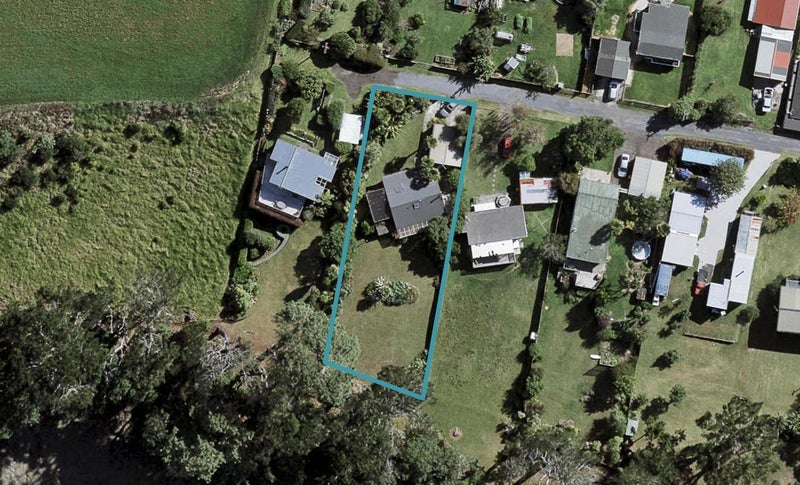 11 Cliff Lane, Waiuku - Carousel 1