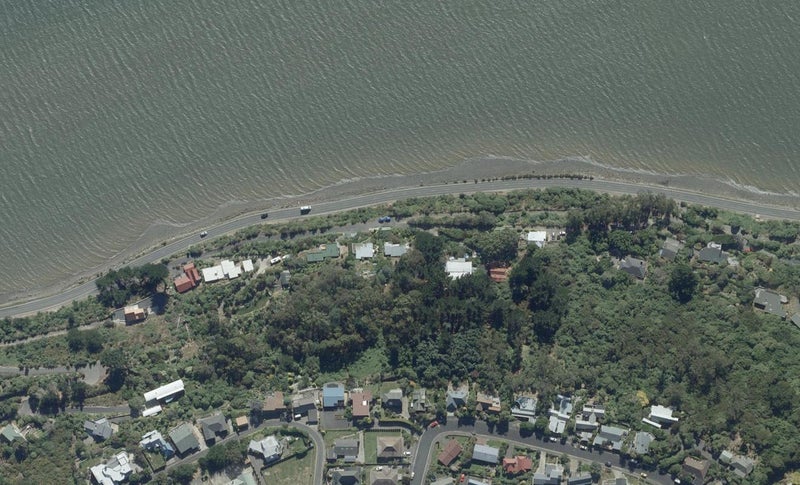 14 Ivanhoe Road, The Cove, Dunedin - Carousel 1