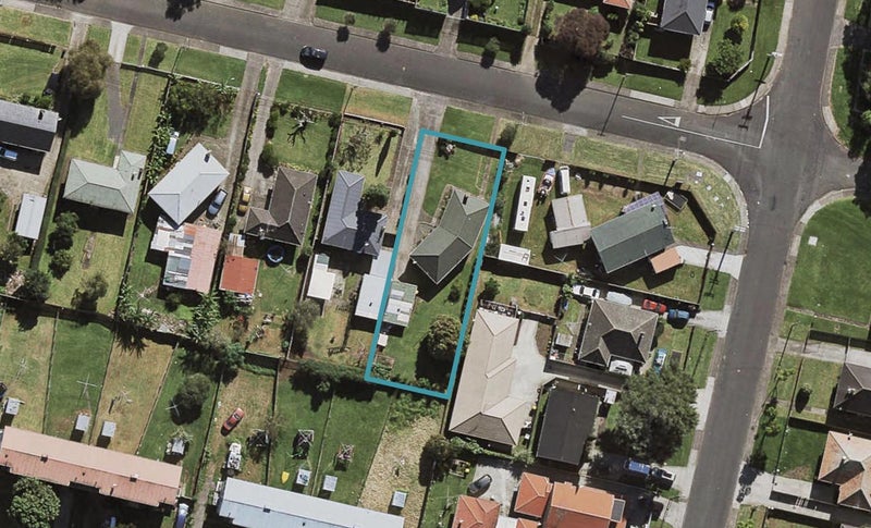 6 Laxon Avenue, Otara, Auckland - Carousel 1