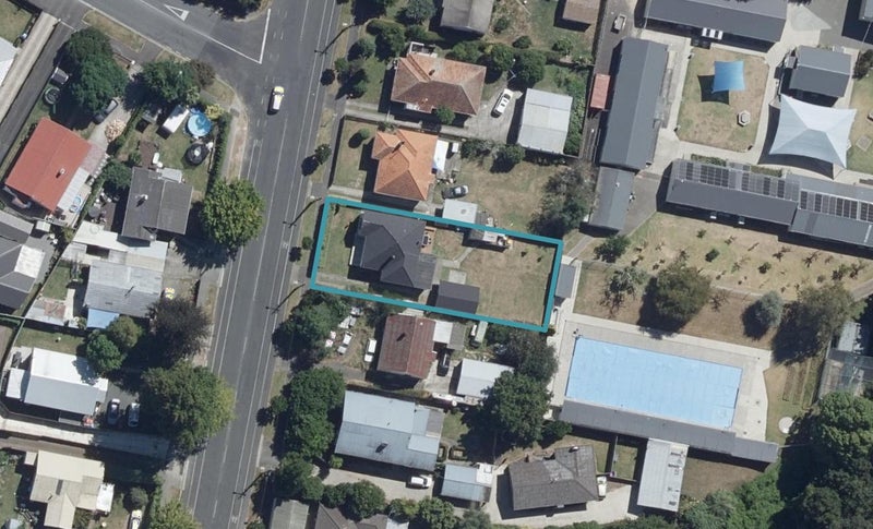 199 Maeroa Road, Maeroa, Hamilton - Carousel 1