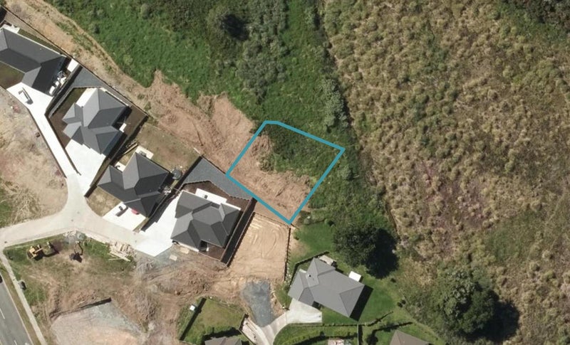 33 Royal Saint Annes Drive, Te Kamo, Whangārei - Carousel 1