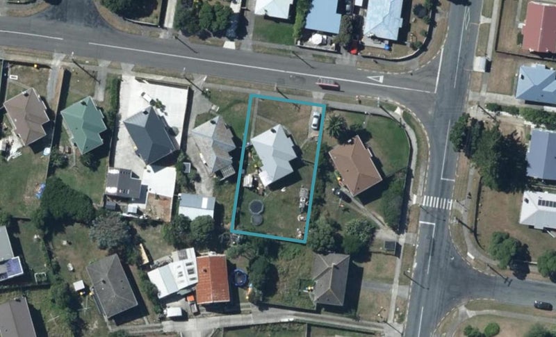 3 Te Puke Street, Titahi Bay, Porirua - Carousel 1