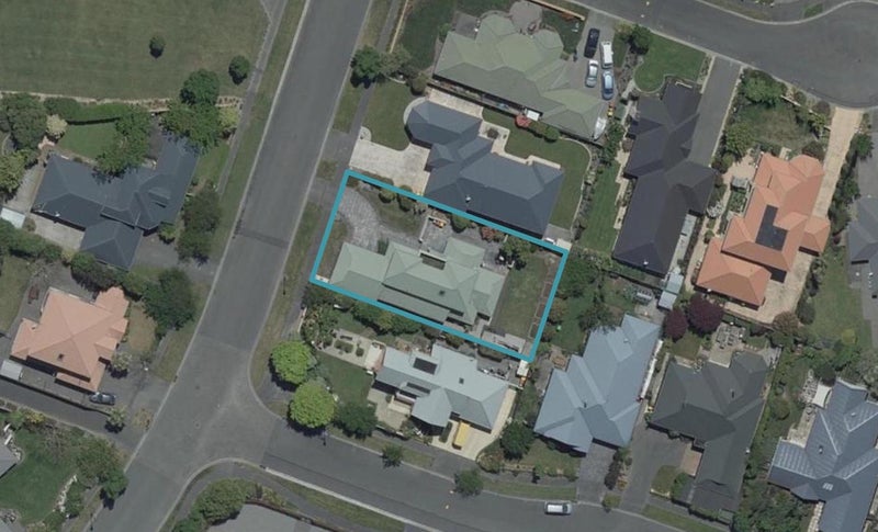 10 Fairway Drive, Shirley, Christchurch - Carousel 1