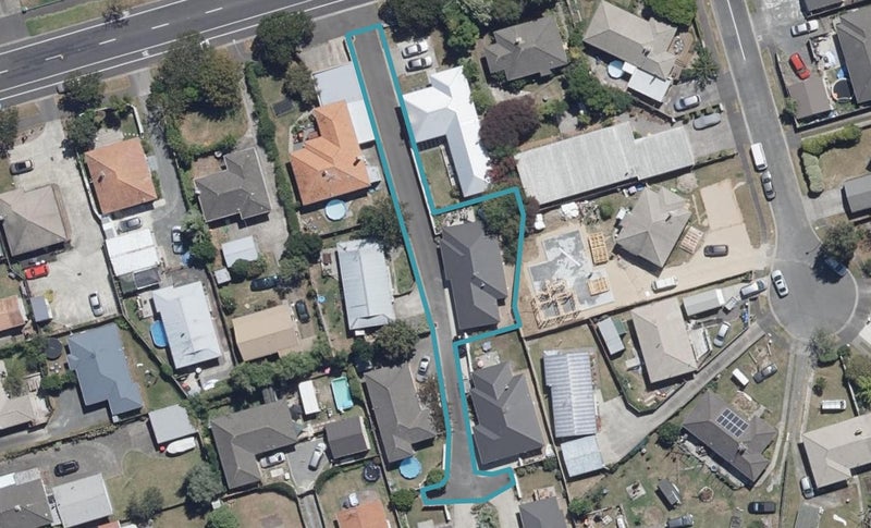 126A Clarkin Road, Fairfield, Hamilton - Carousel 1