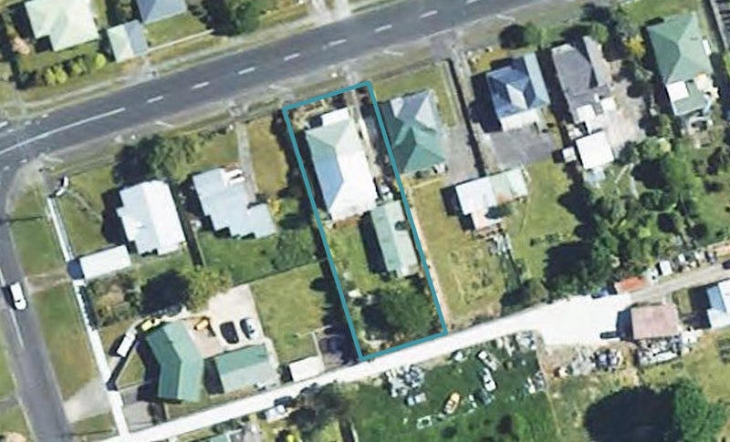 39 Fenton Street, Stratford - Carousel 1