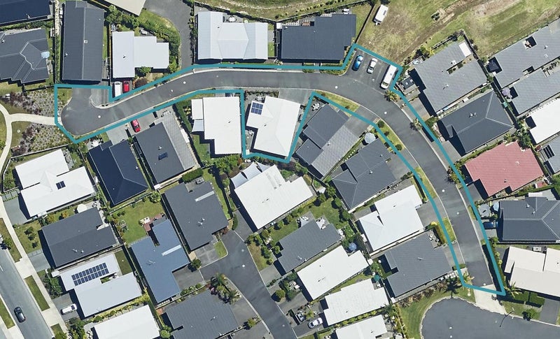 9 Aubrey Way, Brookfield, Tauranga - Carousel 1