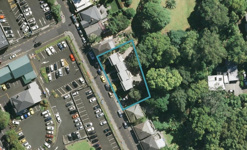 1/26 Scarborough Terrace, Parnell, Auckland - Carousel 1