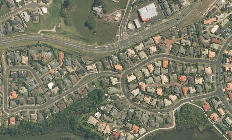 2 Tauranga Place, Orewa, Orewa - Carousel 1