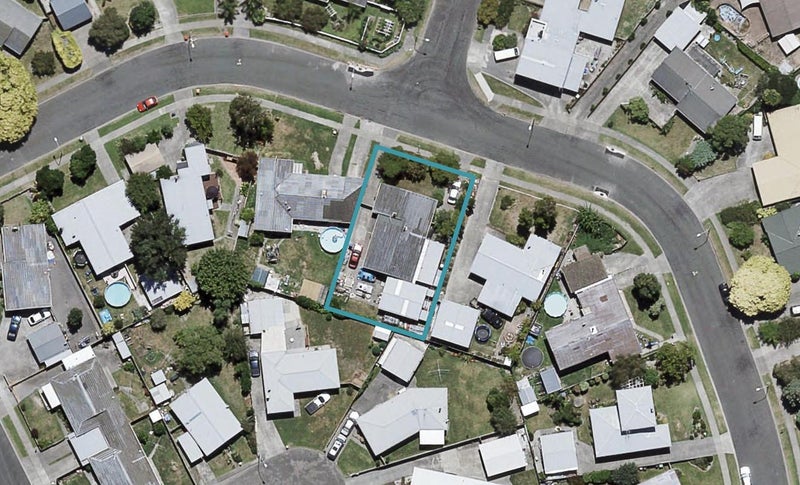 11 Argyll Crescent, Tamatea, Napier - Carousel 1