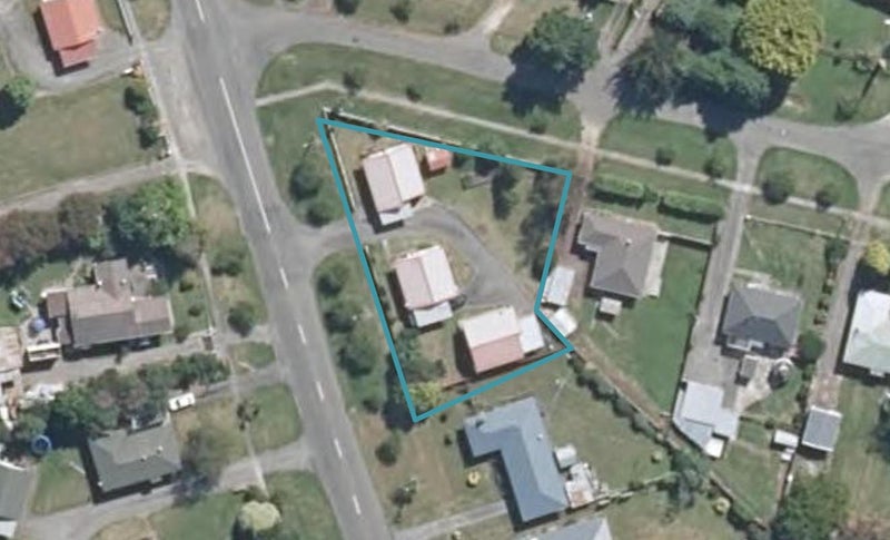 20 Ongo Road, Hunterville - Carousel 1