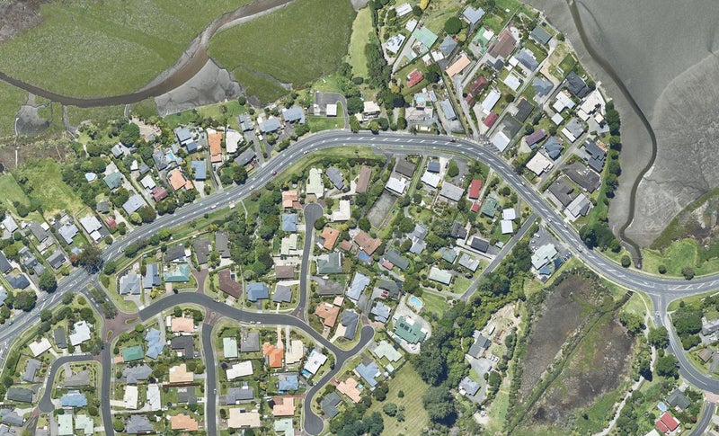 132 Welcome Bay Road, Welcome Bay, Tauranga - Carousel 1