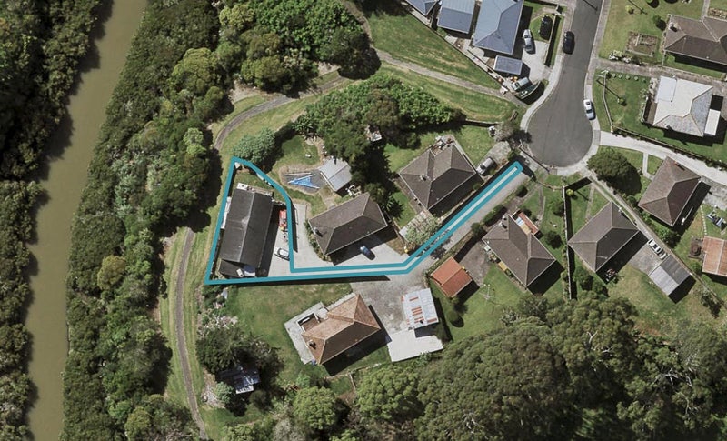 14A Bolton Place, Otara, Auckland - Carousel 1