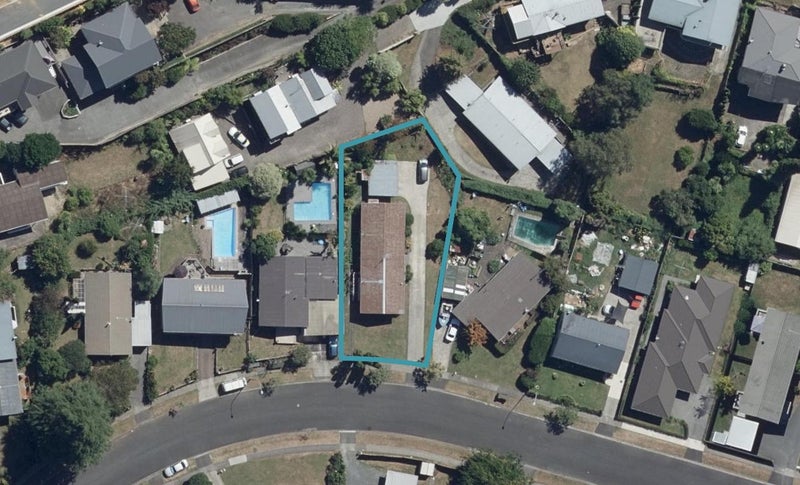 24A Kowhai Street, Hamilton Lake, Hamilton - Carousel 1