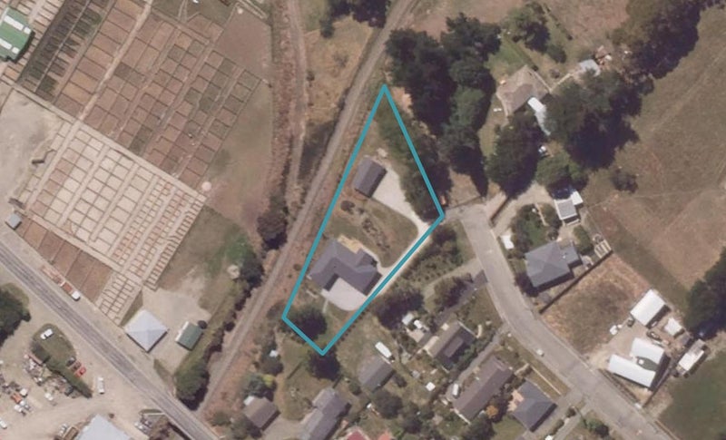 42 Oban Street, Holmes Hill, Oamaru - Carousel 1