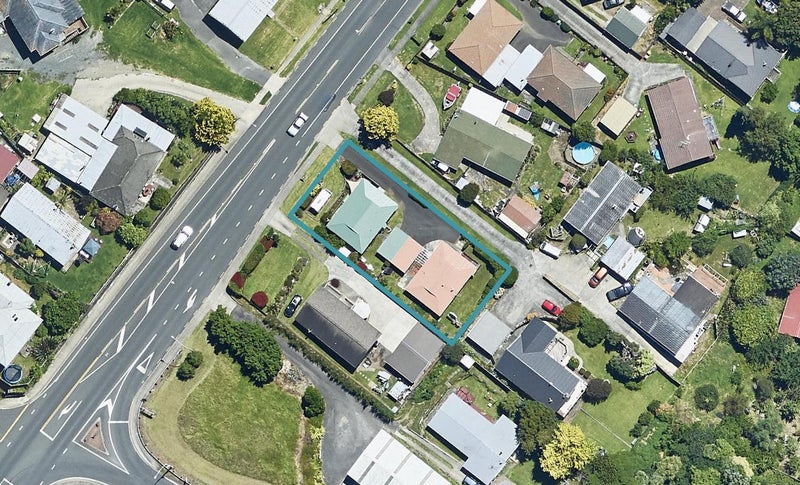 52B Cambridge Road, Judea, Tauranga - Carousel 1