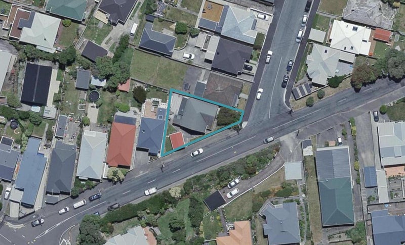28 Liffey Street, Island Bay, Wellington - Carousel 1