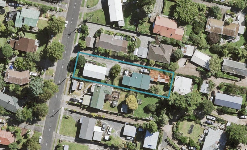 1/68 Woodglen Road, Glen Eden, Auckland - Carousel 1