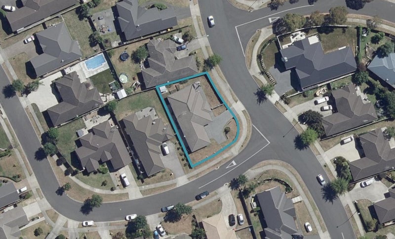 2 Whitford Place, Rototuna North, Hamilton - Carousel 1