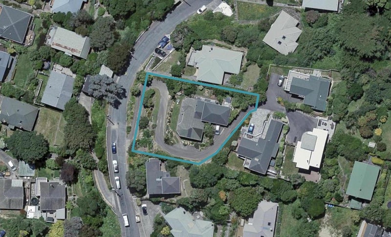 64 Totara Road, Miramar, Wellington - Carousel 1