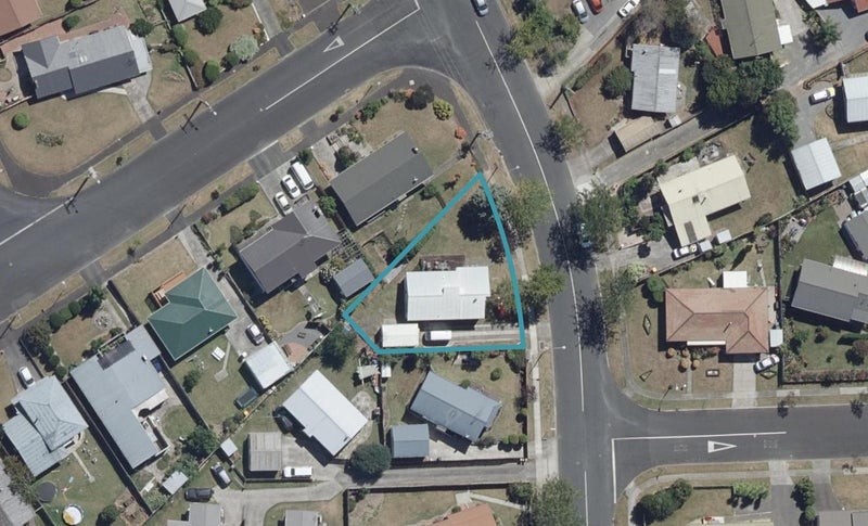 22 Waterford Road, Fitzroy, Hamilton - Carousel 1