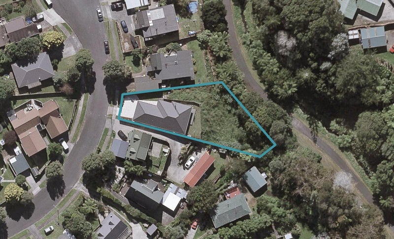 12 Antonia Place, Bell Block, New Plymouth - Carousel 1