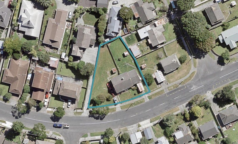 1/53 Waddington Drive, Naenae, Lower Hutt - Carousel 1