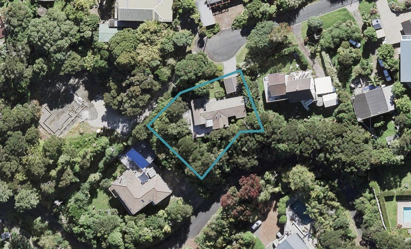 16 Traffic Road, Greenhithe, Auckland - Carousel 1