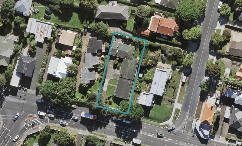 2/598 Mount Albert Road, Royal Oak, Auckland - Carousel 1