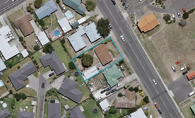 87 Caernarvon Drive, Flaxmere, Hastings - Carousel 1